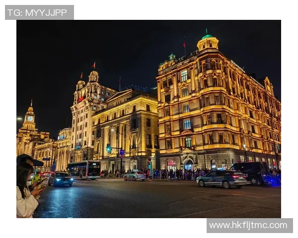 从外滩到虹口足球场的精彩旅程探索上海的历史与现代魅力