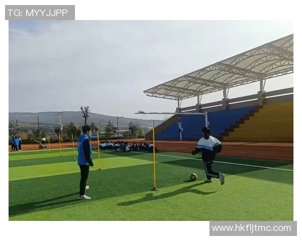 保护球足球：提升青少年运动技能与团队合作精神的全新方式